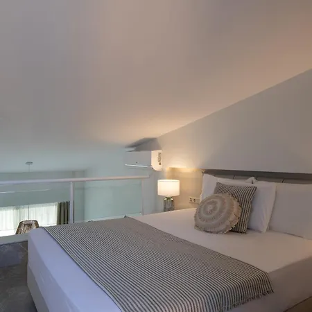 Ikies Apollon Boutique 3* Sarti