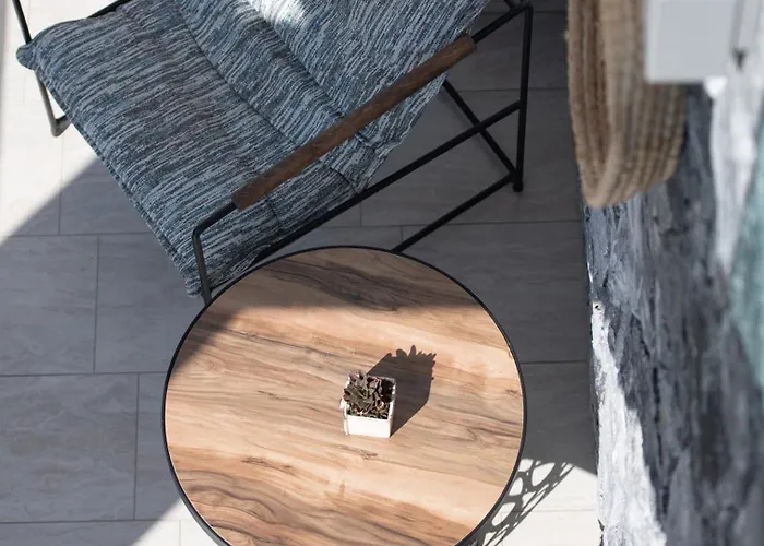 Ikies Apollon Boutique