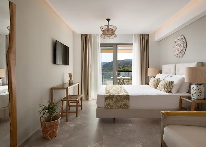 Ikies Apollon Boutique 3*